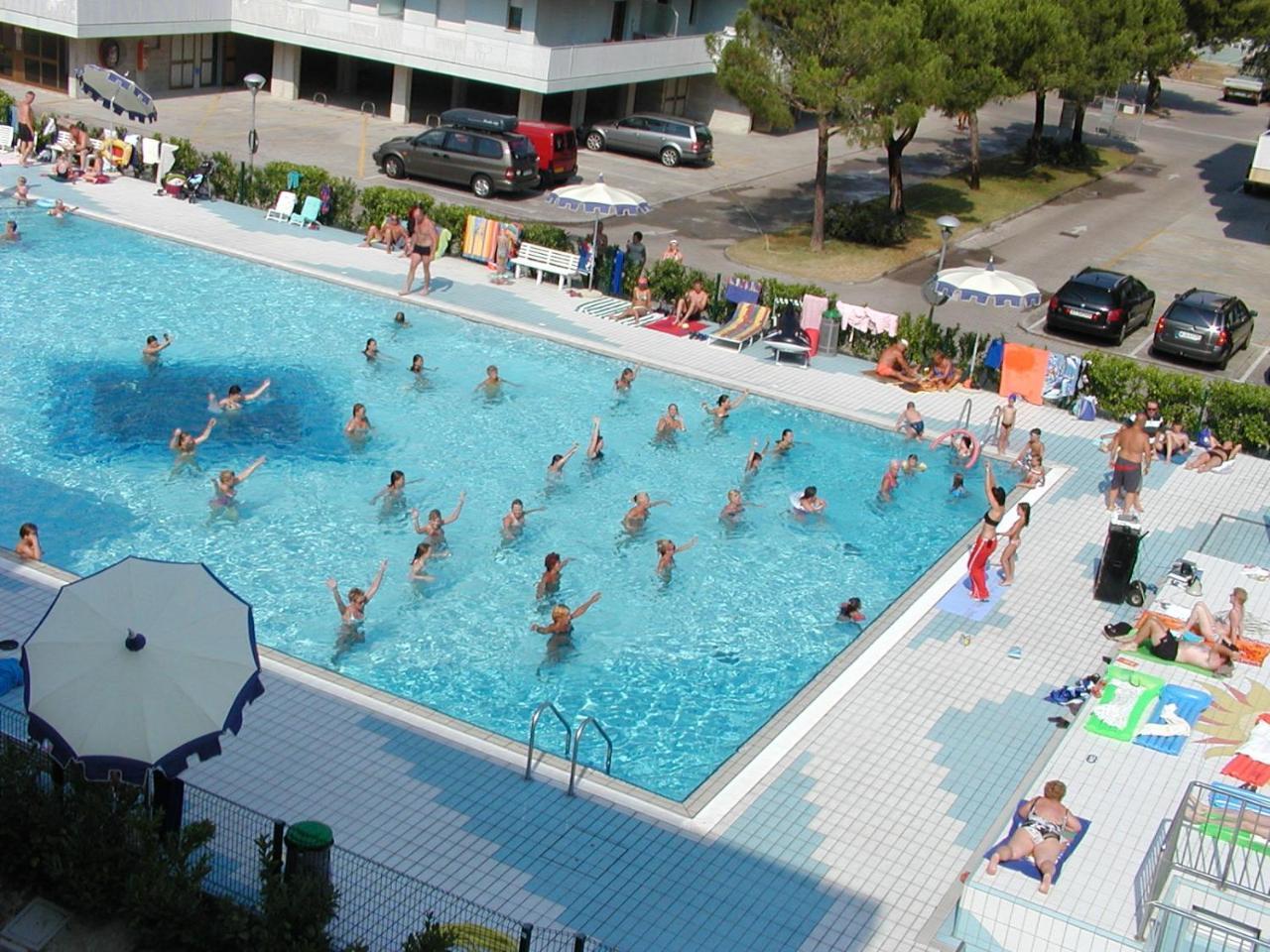 Appartamenti Valbella Con Piscina Bibione Dış mekan fotoğraf